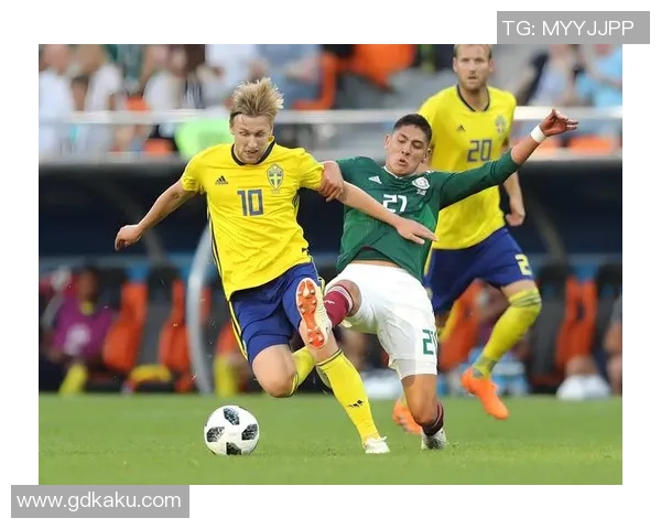 墨西哥足球明星布兰科的传奇生涯与对国家队的贡献分析